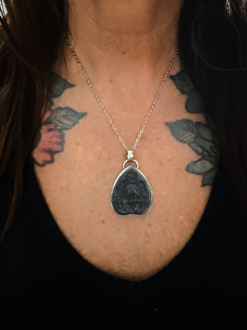 Colgante Ouija Skull and Roses